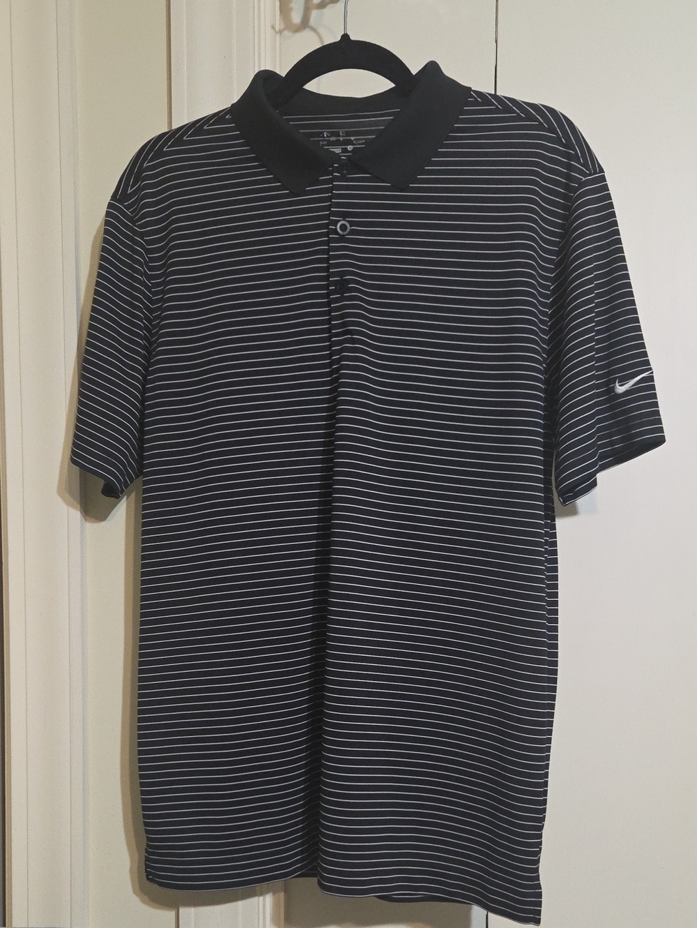 Nike Golf Men’s Black Polo with Thin White Stripes